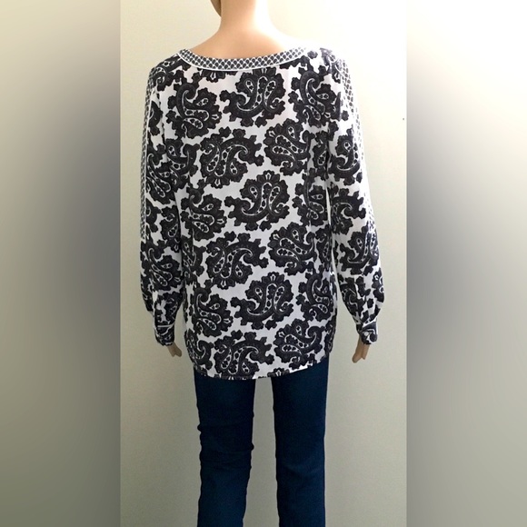 LOFT Outlet - Picture 3 of 3